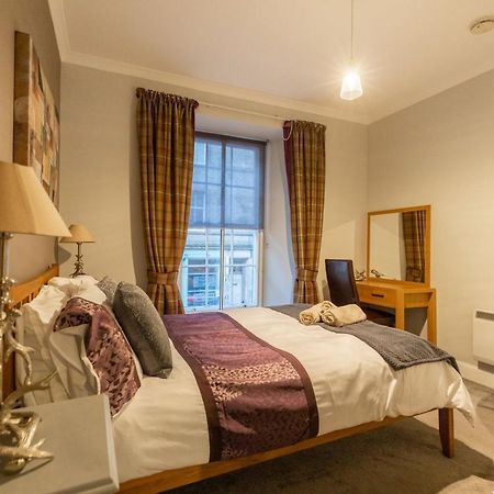 Two Bedroom Apartment Within Walking Distance To City Centre EDI Buitenkant foto