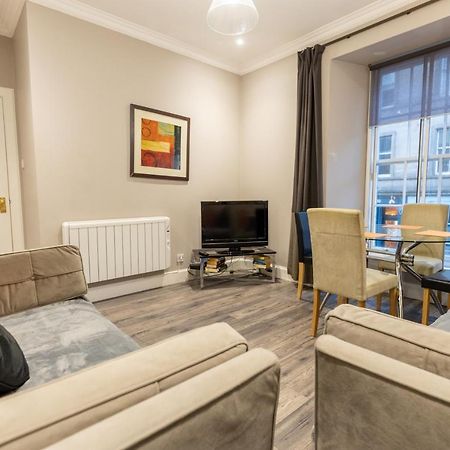 Two Bedroom Apartment Within Walking Distance To City Centre EDI Buitenkant foto