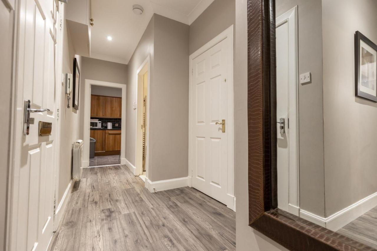 Two Bedroom Apartment Within Walking Distance To City Centre EDI Buitenkant foto