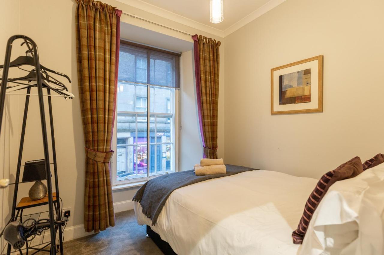 Two Bedroom Apartment Within Walking Distance To City Centre EDI Buitenkant foto